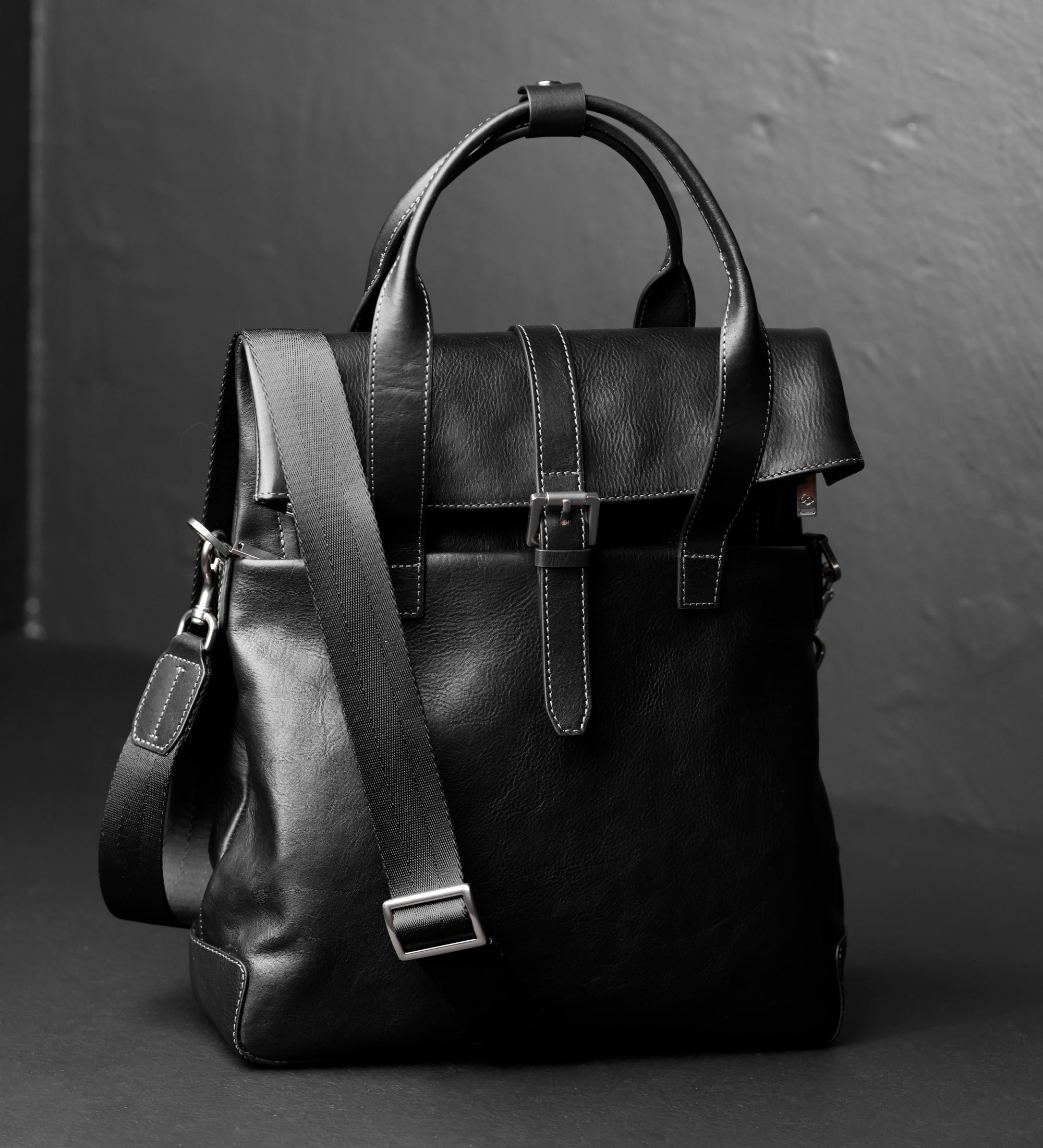Sac à dos convertible effet cuir pour femme-17