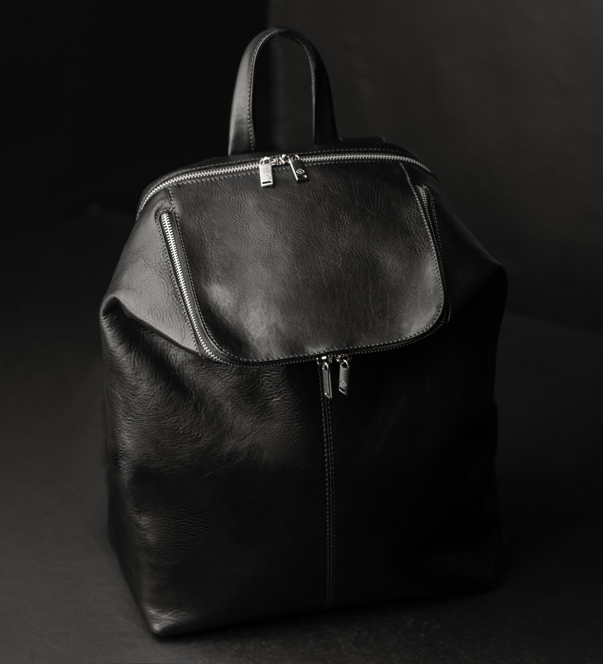 Sac à dos effet cuir élégant pour femme-16