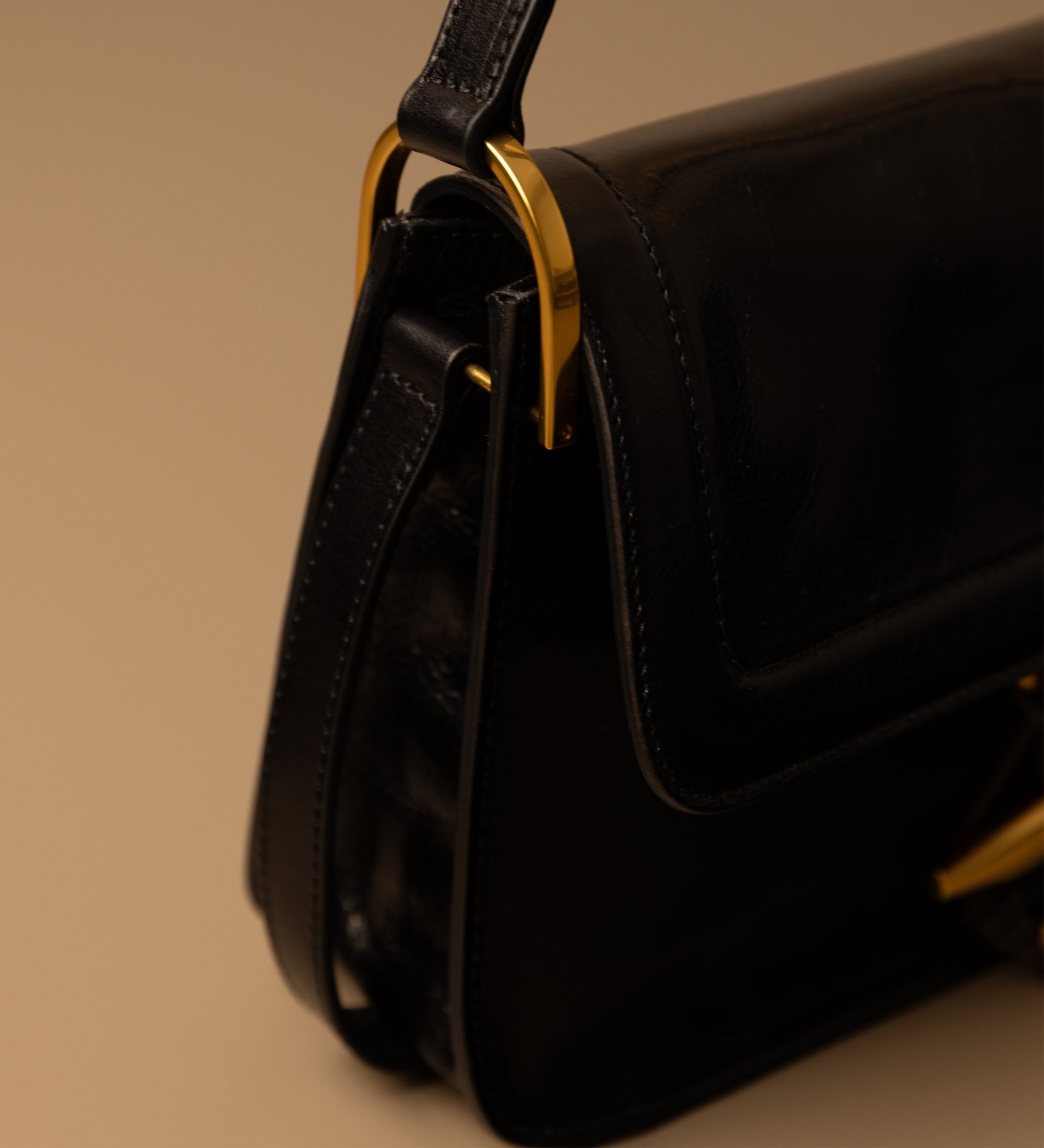 Sac à rabat effet cuir pour femme-21