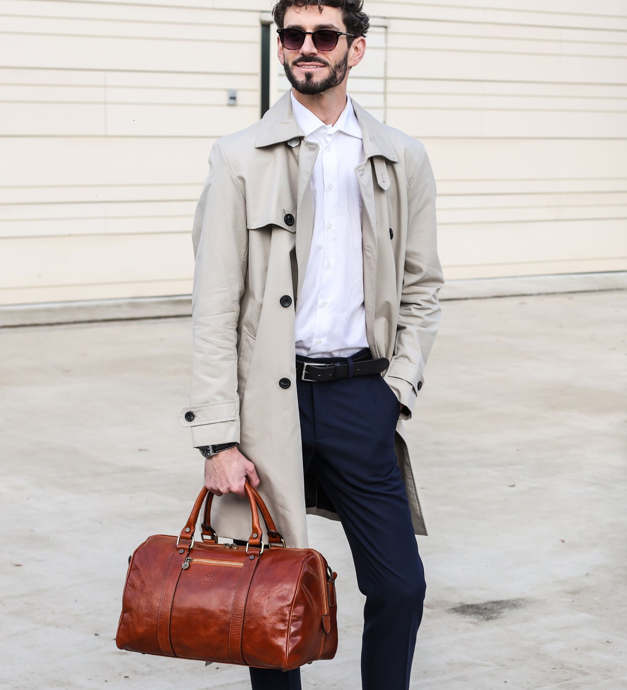 Sac de voyage compact effet cuir-23
