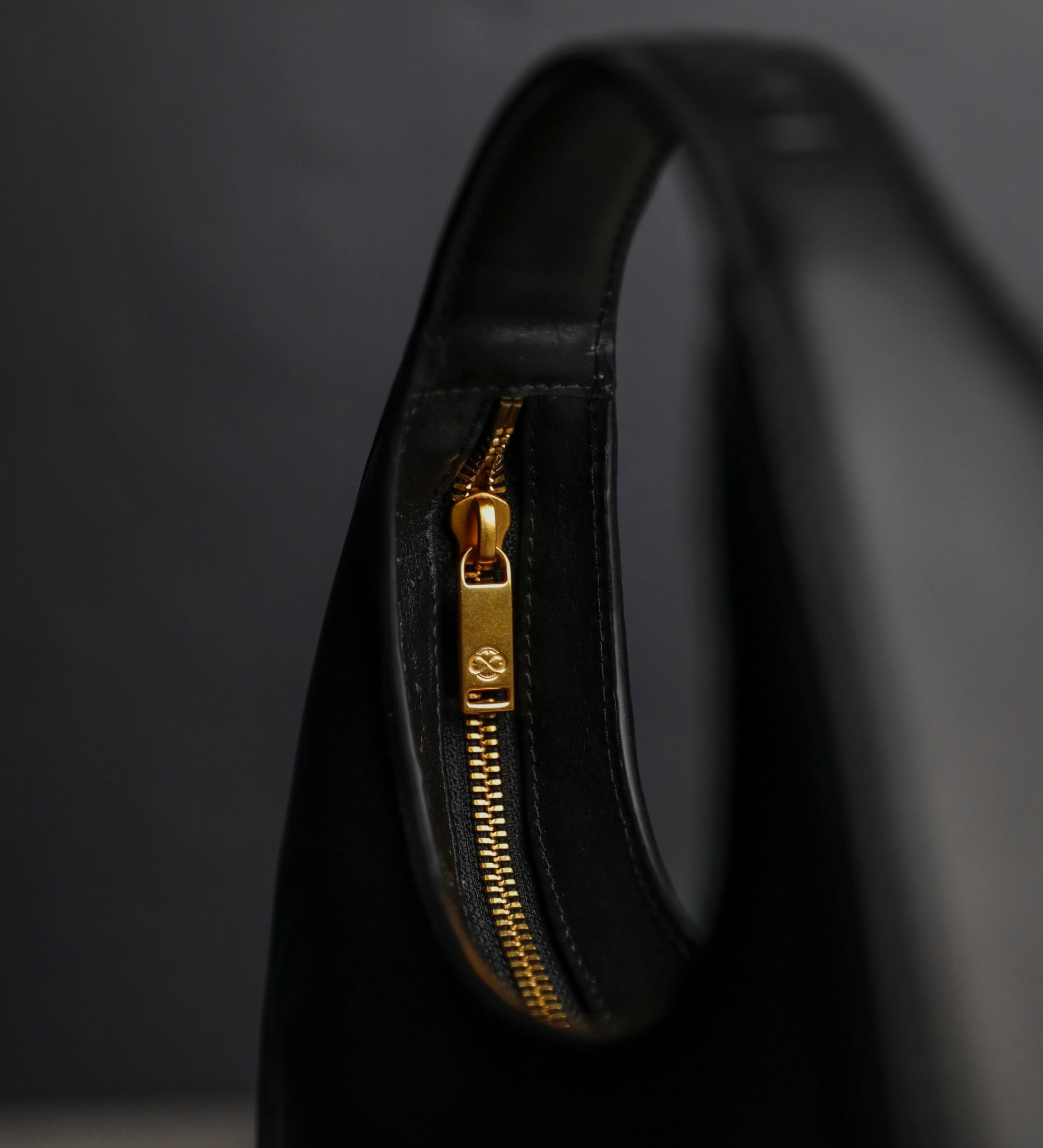 Sac demi-lune effet cuir pour femme-20