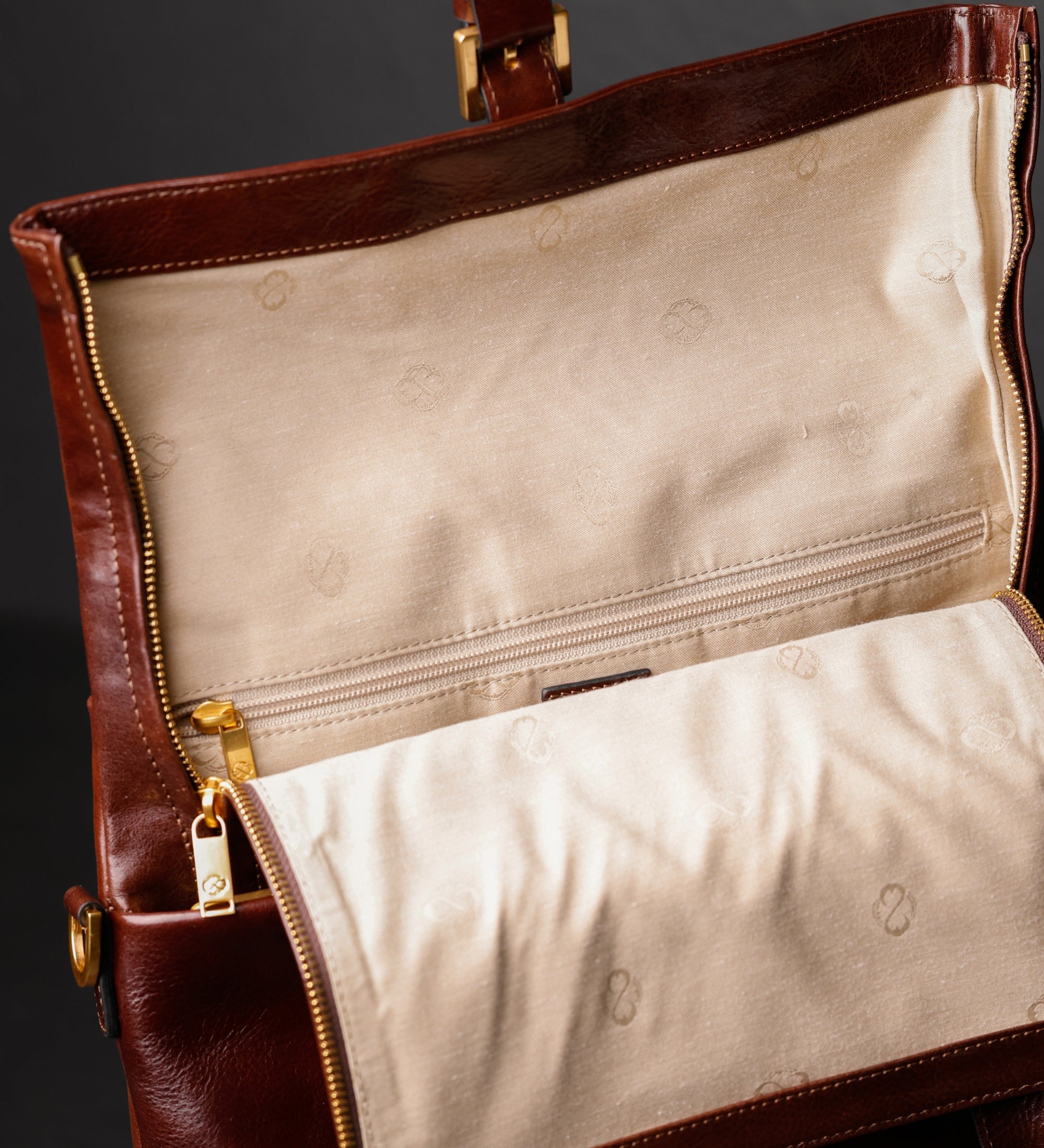 Sac à dos convertible effet cuir pour femme-9