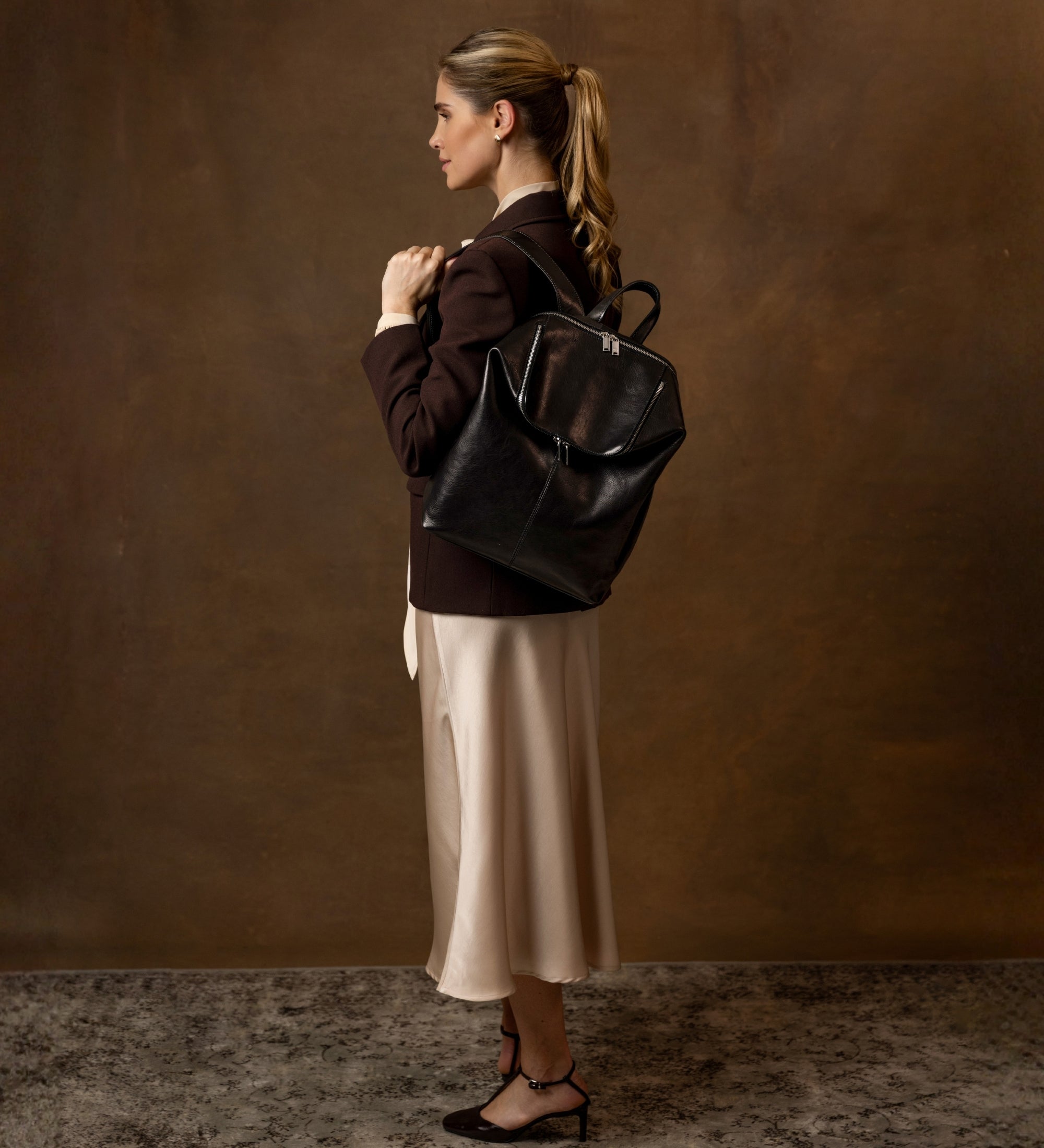 Sac à dos effet cuir élégant pour femme-15