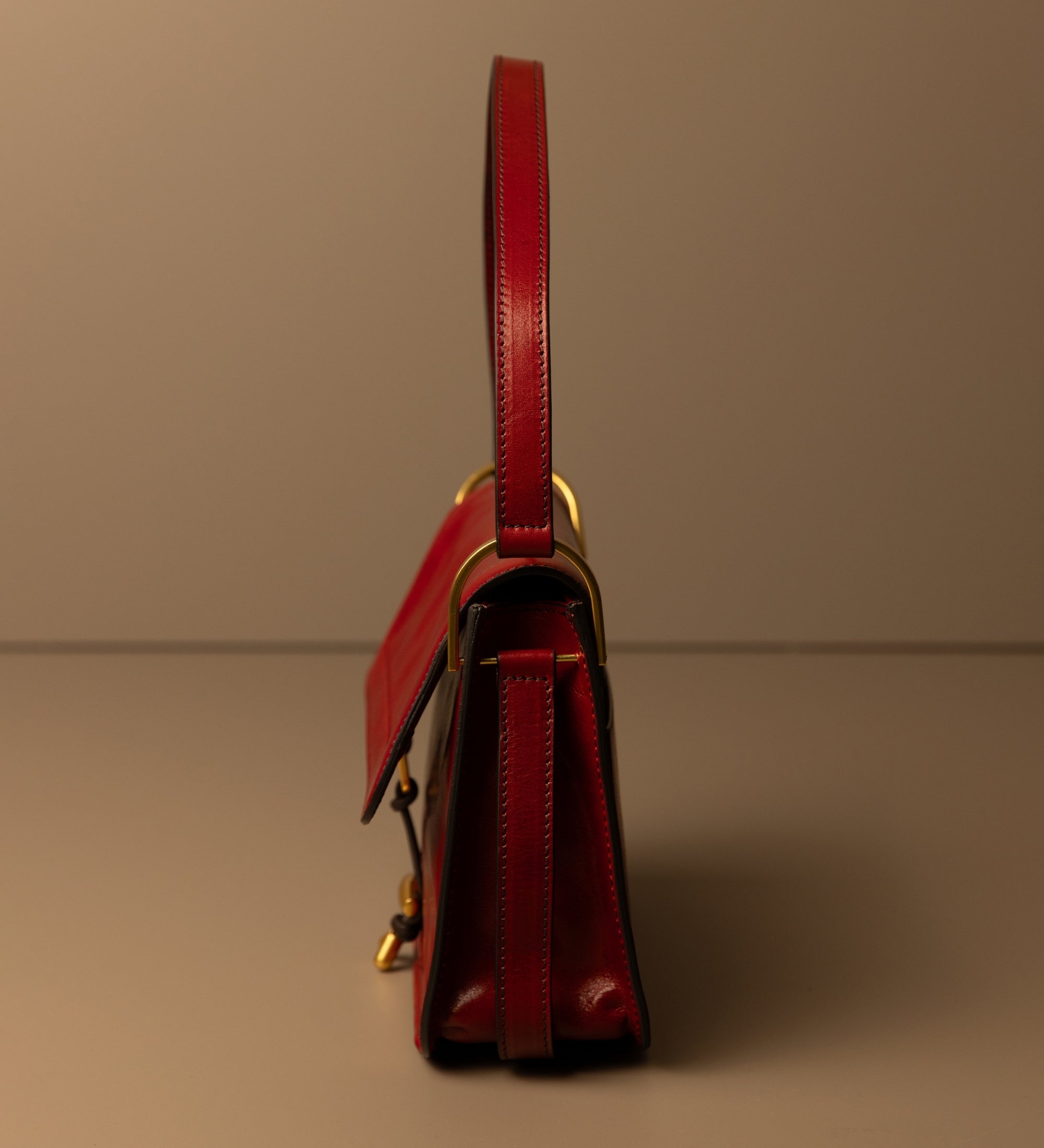 Sac à rabat effet cuir pour femme-57