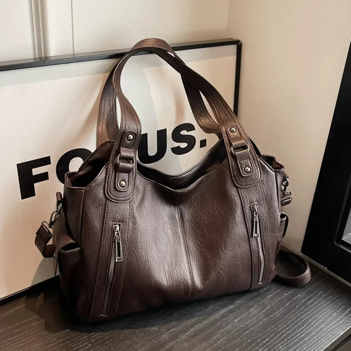 Sac bandoulière zippé effet cuir pour femme-10