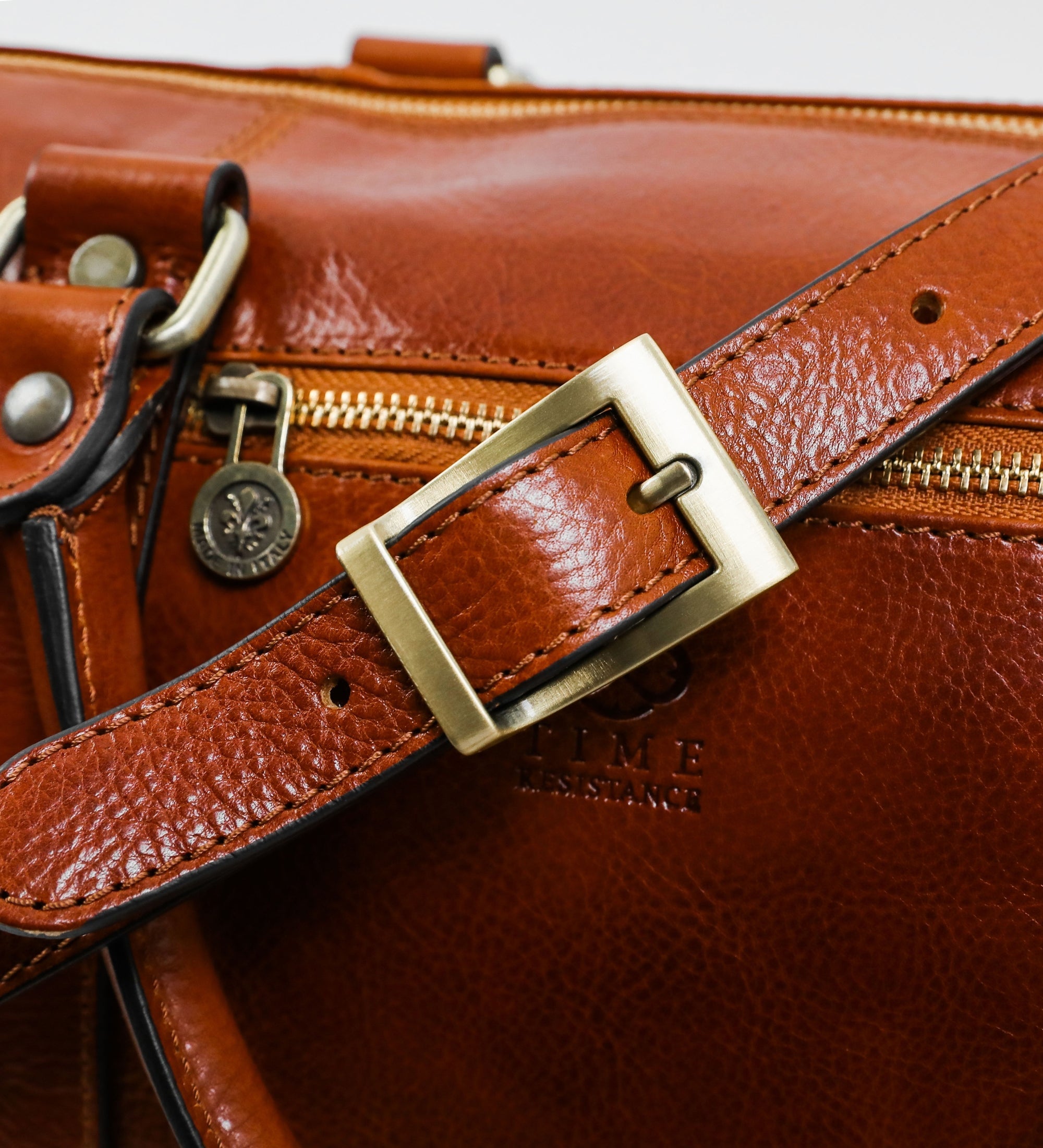 Sac de voyage compact effet cuir-28