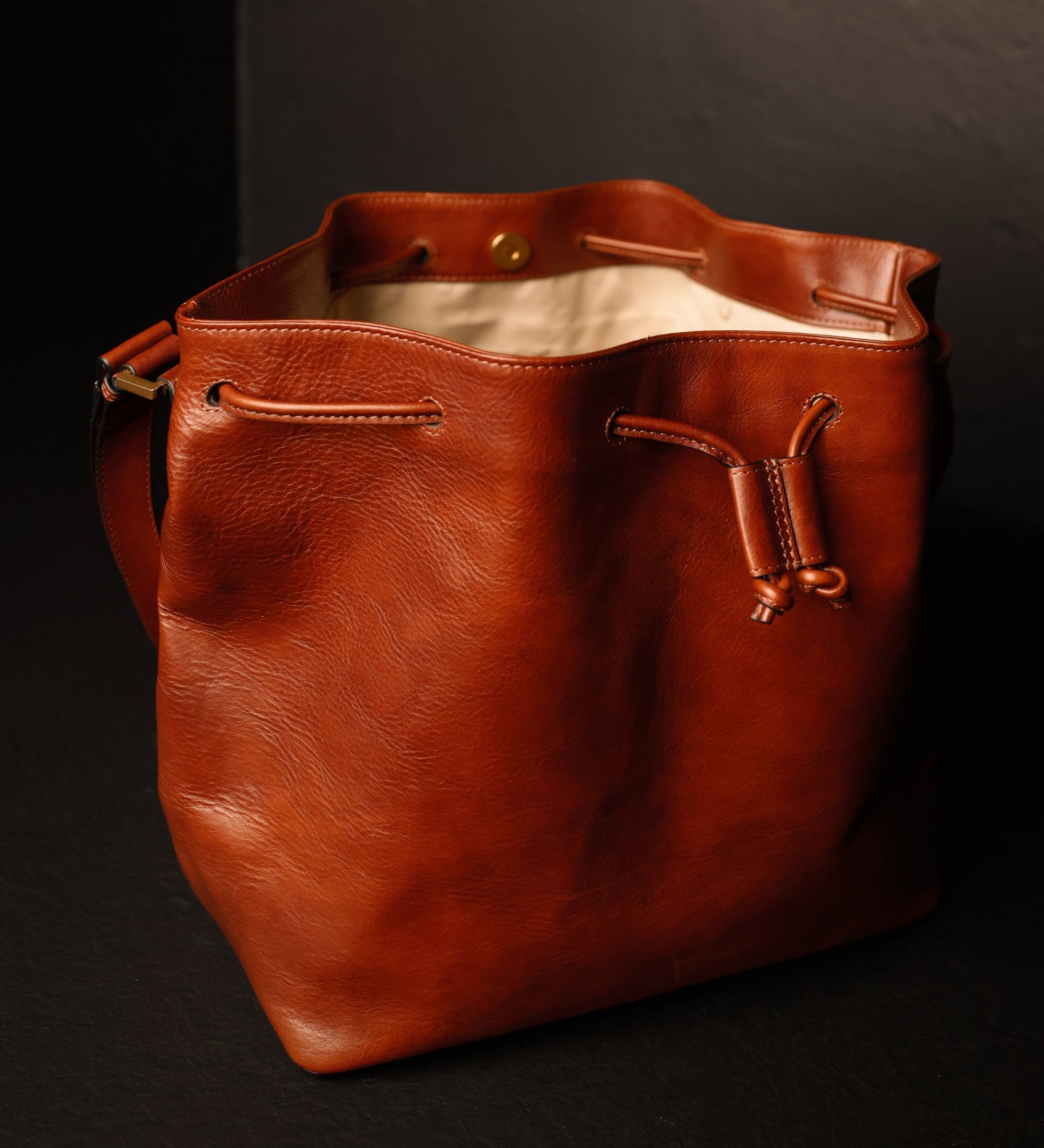 Sac seau effet cuir pour femme-6