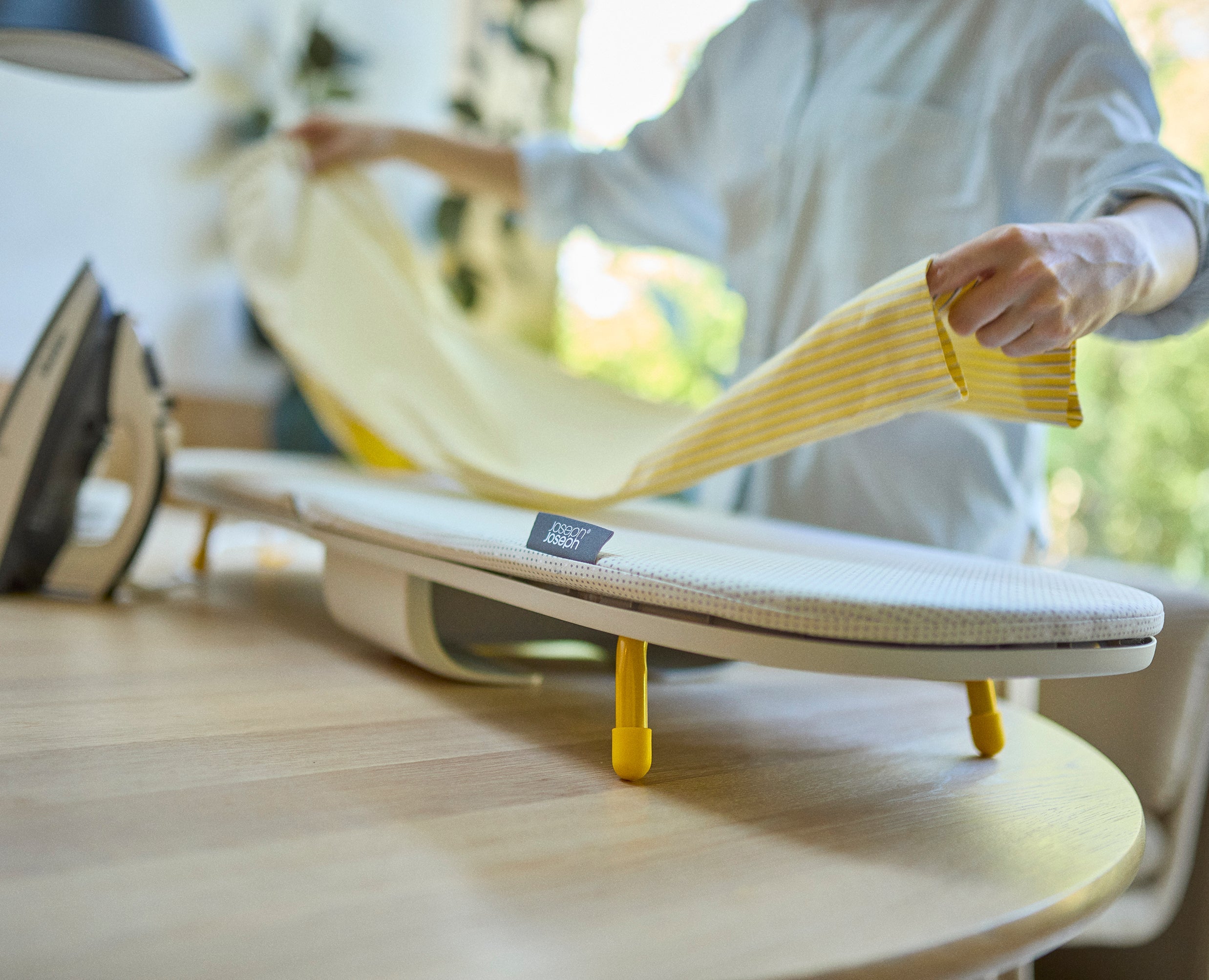 Planche à repasser pliable